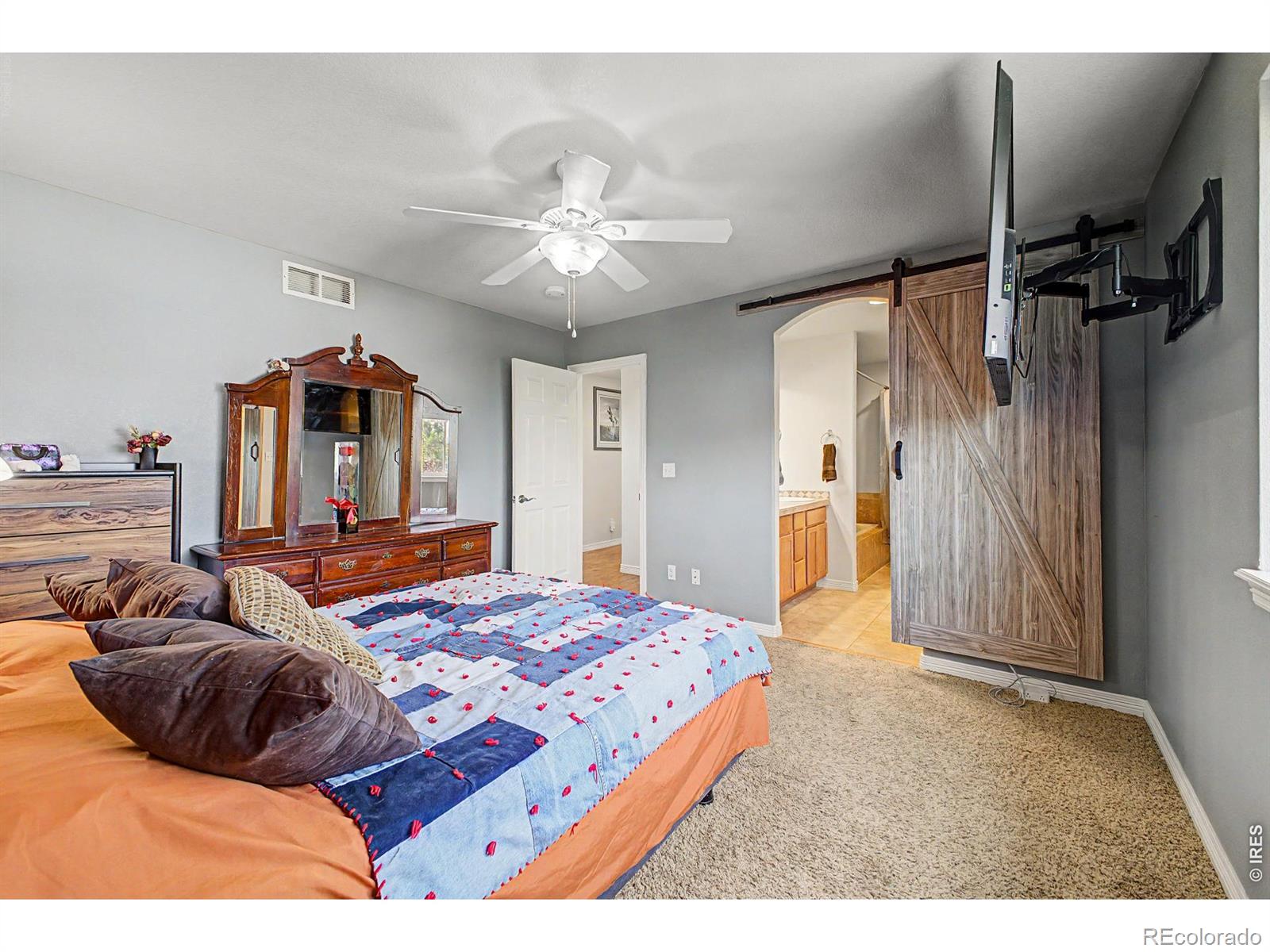 MLS Image #19 for 451  heritage lane,johnstown, Colorado