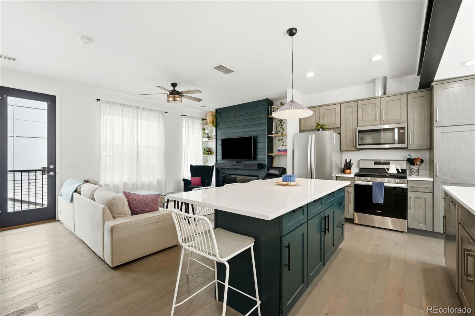 MLS Image #6 for 8711 e hampden avenue,denver, Colorado