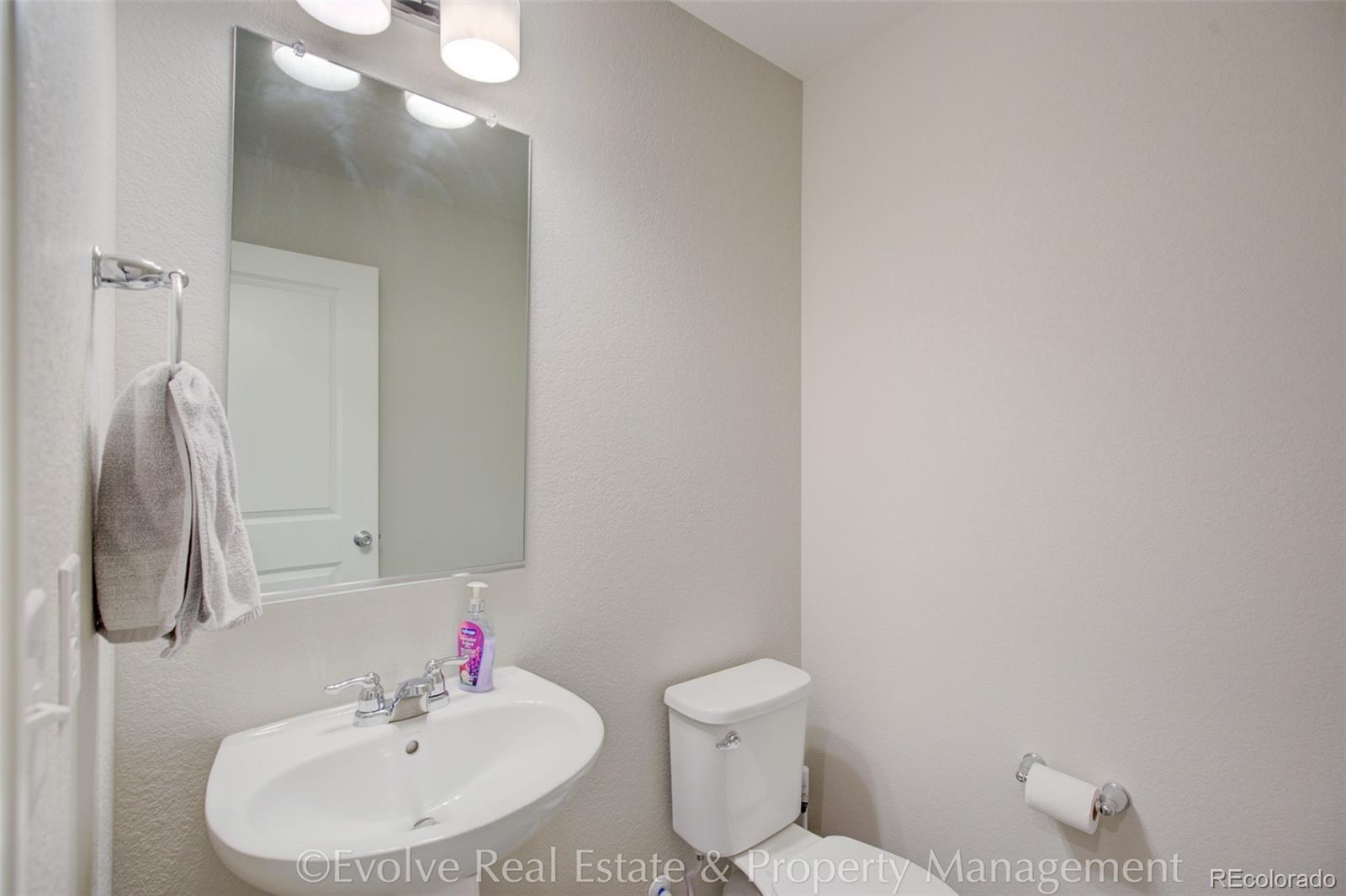 MLS Image #5 for 21332 e 60th avenue,aurora, Colorado