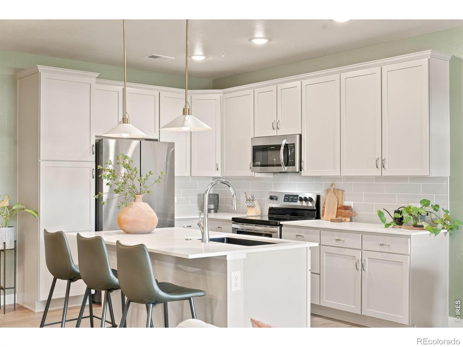 MLS Image #14 for 4173 n park drive,loveland, Colorado