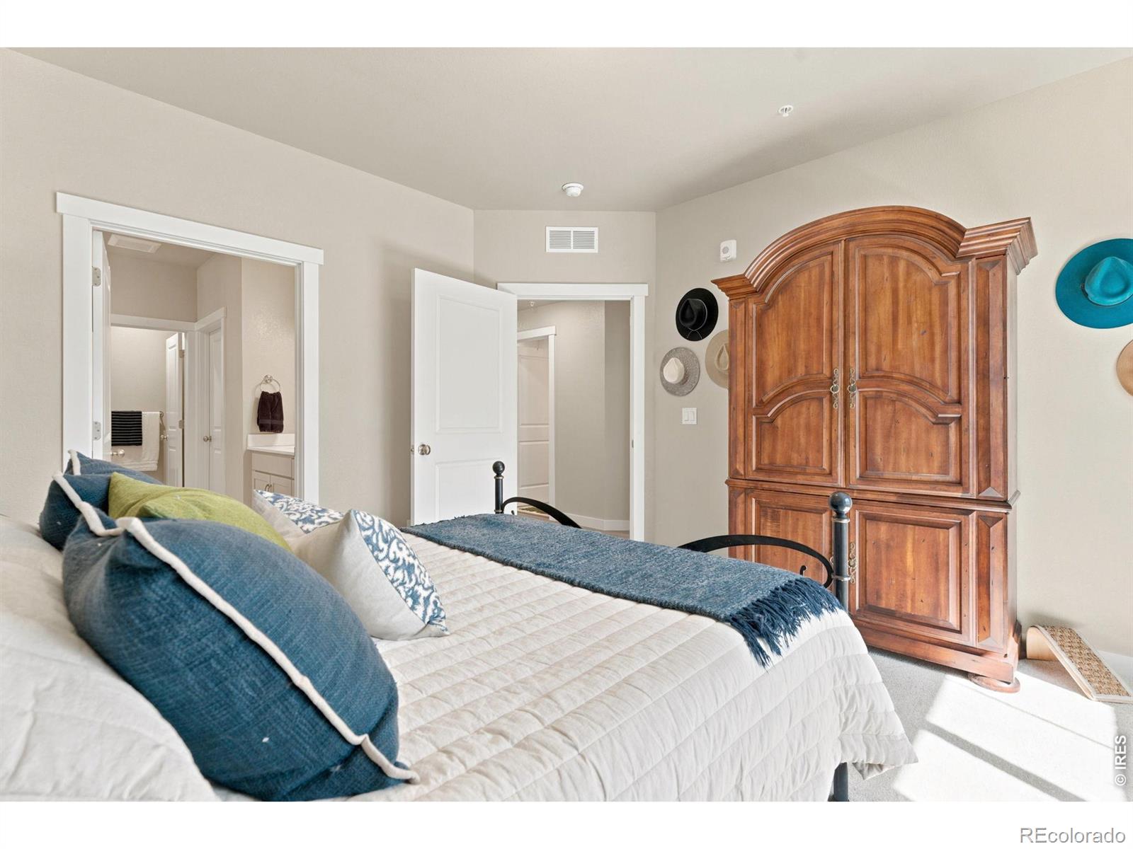 MLS Image #32 for 4173 n park drive,loveland, Colorado