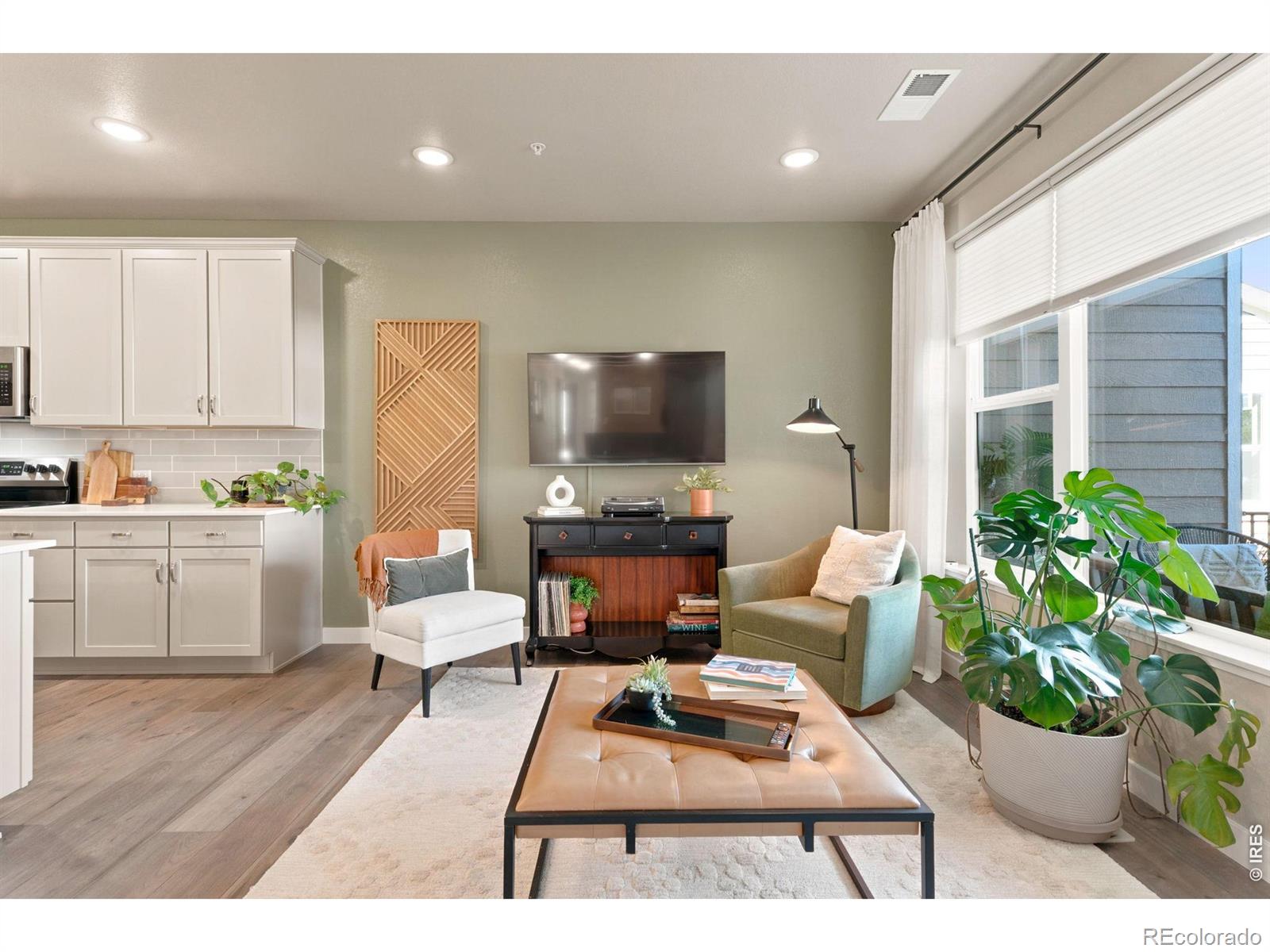 MLS Image #7 for 4173 n park drive,loveland, Colorado