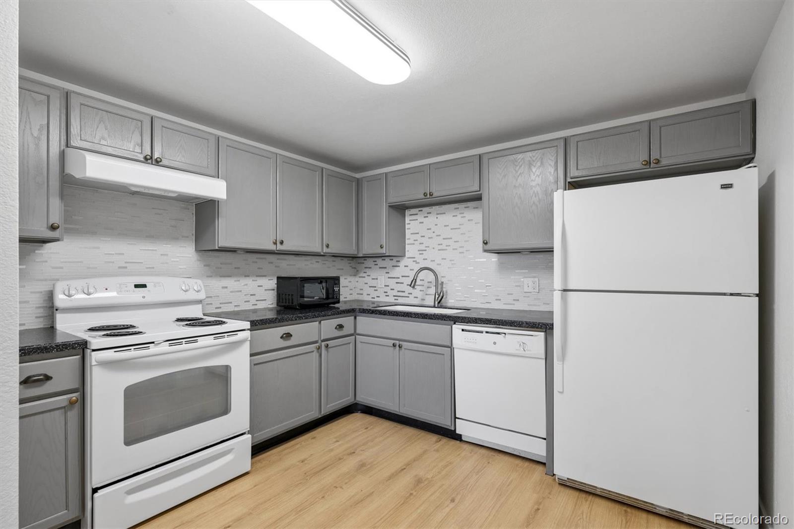 MLS Image #14 for 1087  ingalls street,denver, Colorado