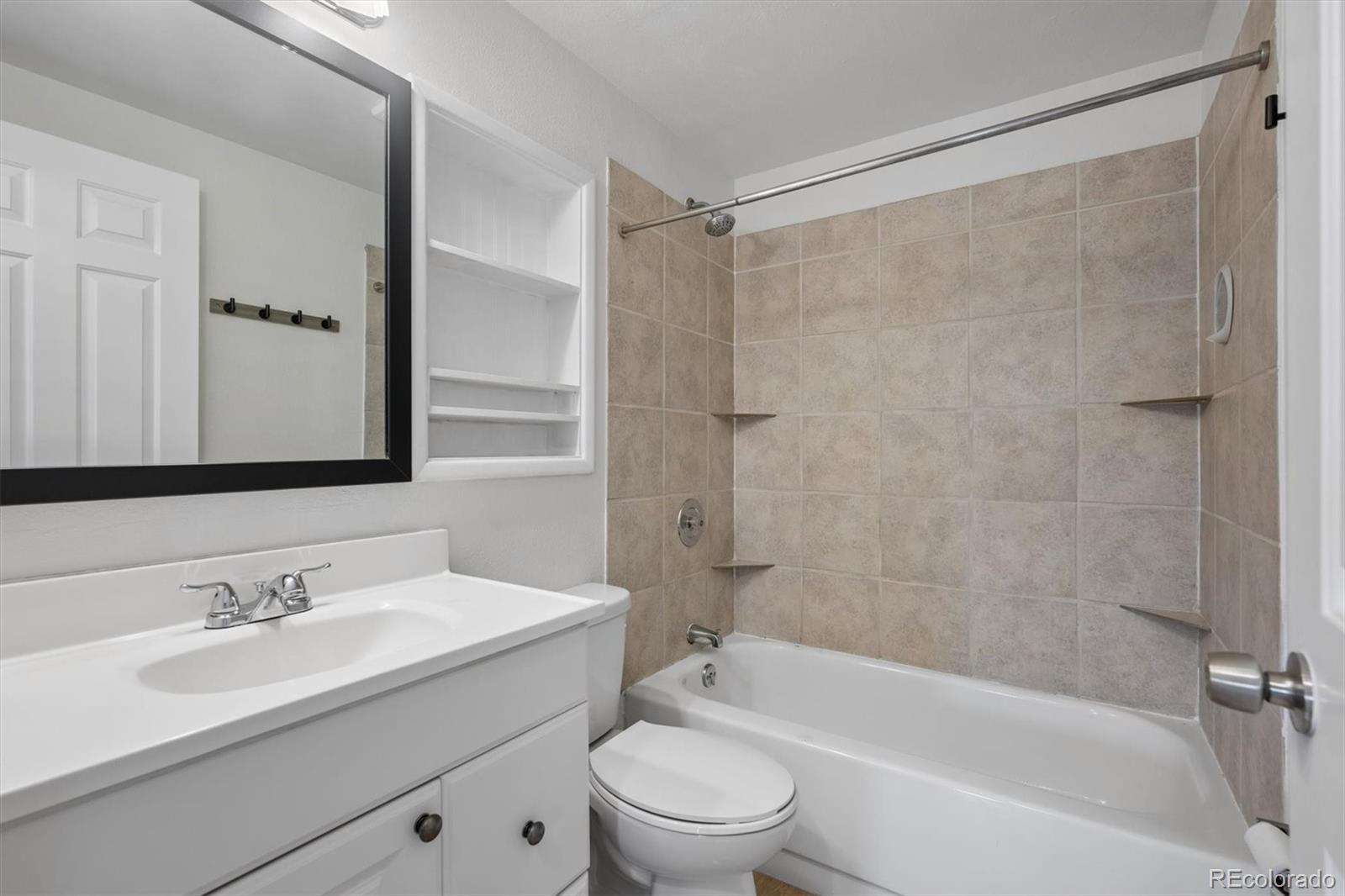 MLS Image #19 for 1087  ingalls street,denver, Colorado