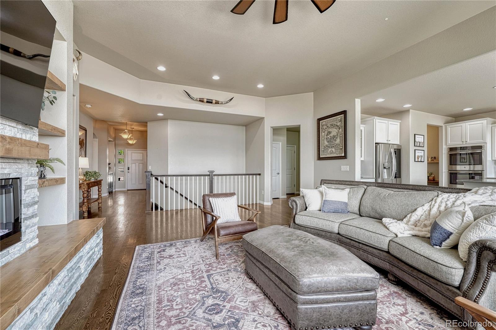 MLS Image #7 for 1123  giacomo court,colorado springs, Colorado