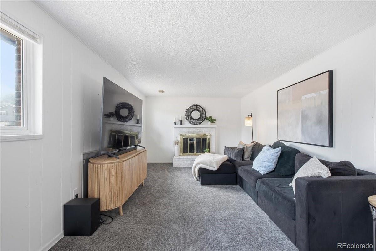 MLS Image #14 for 9837 w arizona avenue,lakewood, Colorado