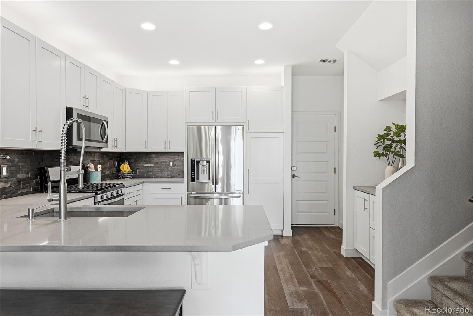 MLS Image #15 for 6759  warren drive,denver, Colorado