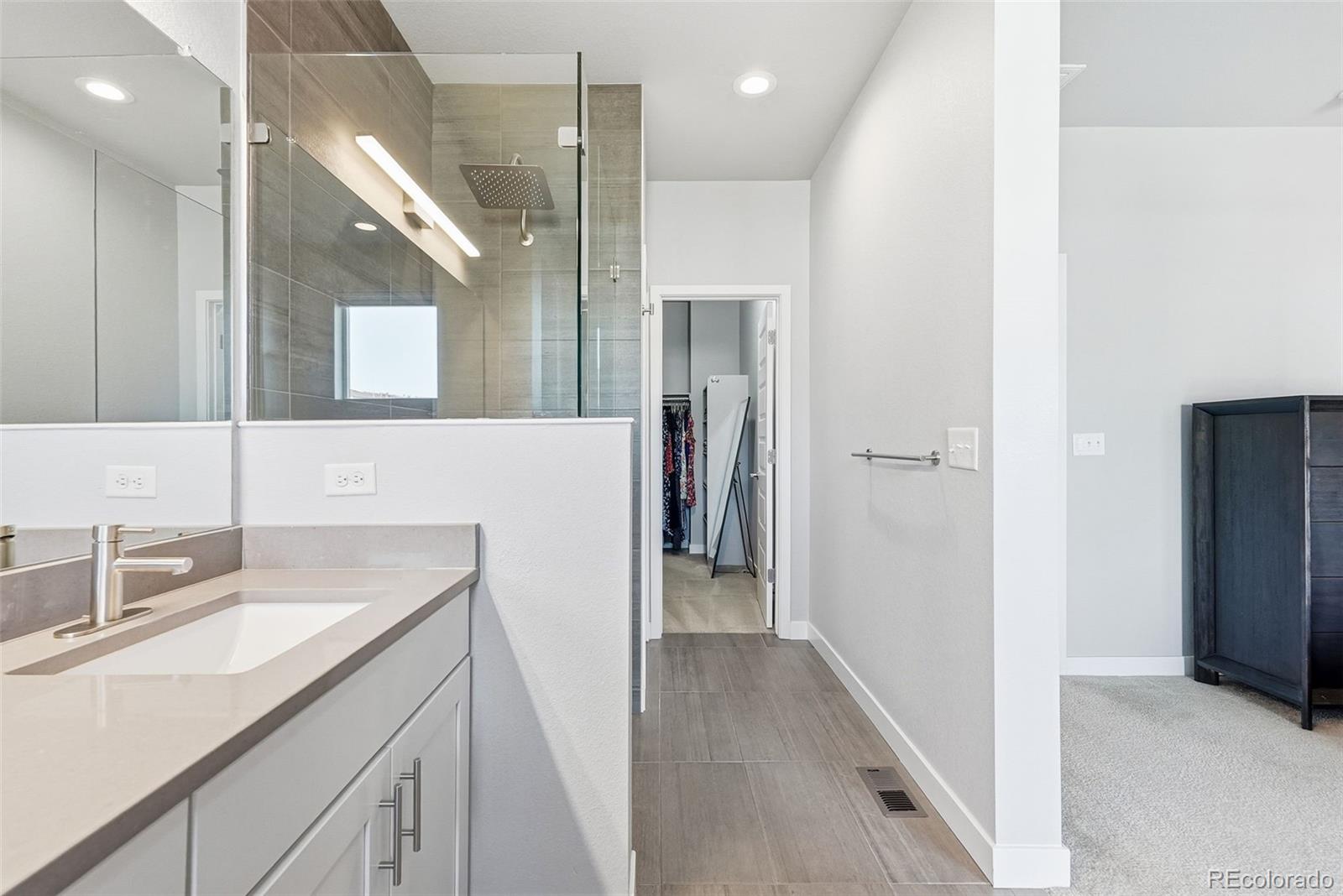 MLS Image #35 for 6759  warren drive,denver, Colorado
