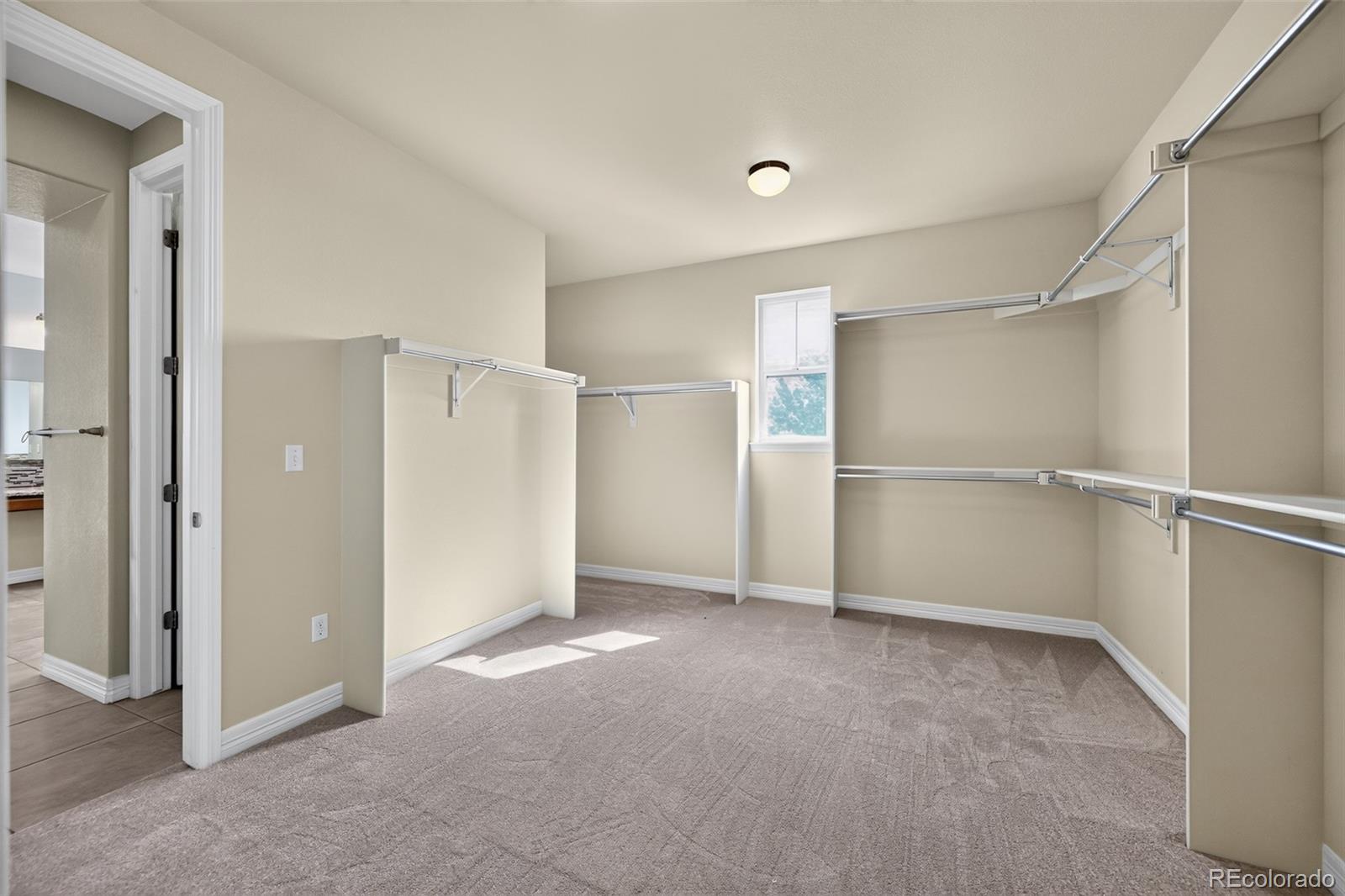 MLS Image #15 for 6264 s kewaunee way,aurora, Colorado