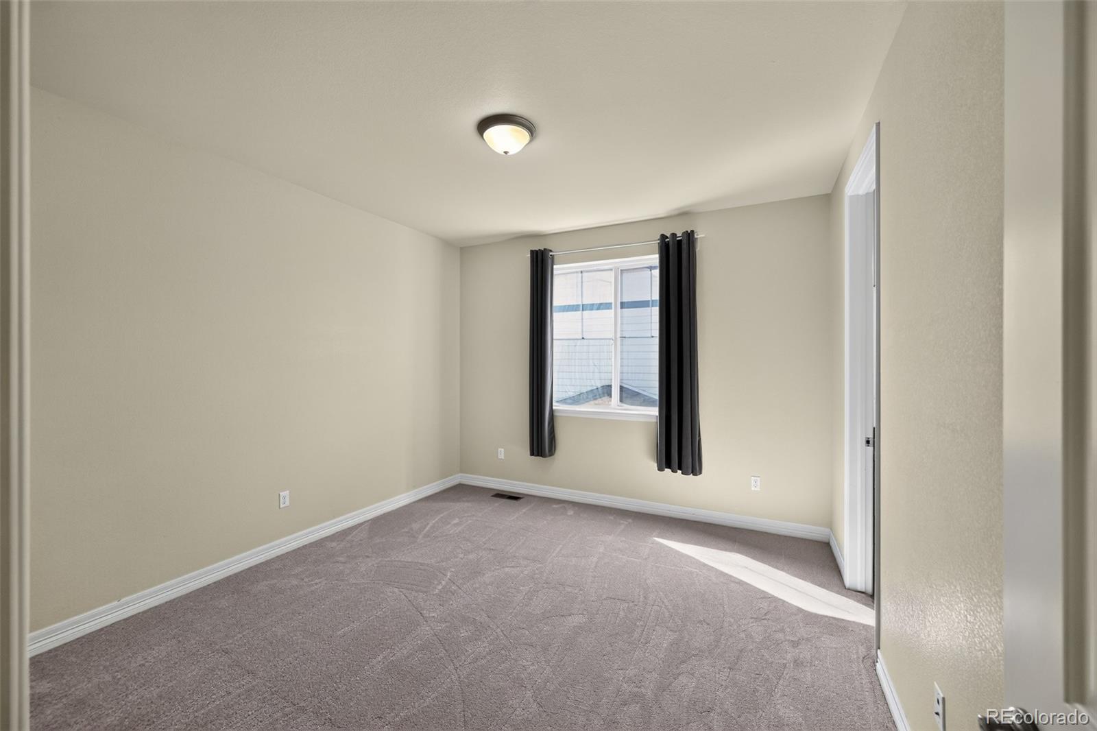 MLS Image #20 for 6264 s kewaunee way,aurora, Colorado
