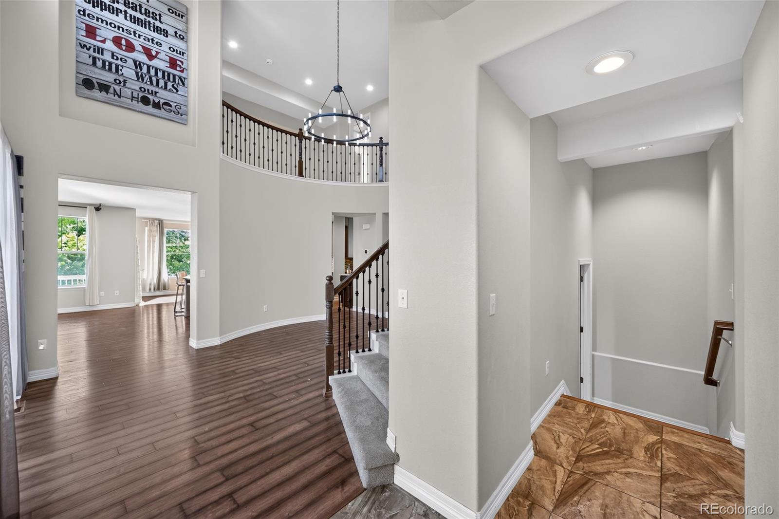 MLS Image #3 for 6264 s kewaunee way,aurora, Colorado