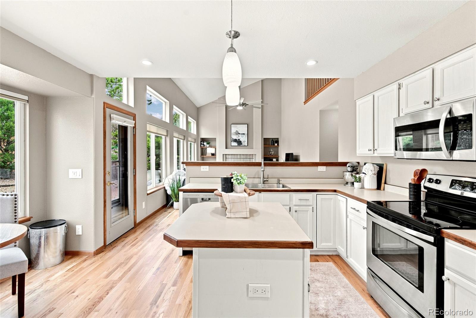 MLS Image #12 for 375  medford drive,colorado springs, Colorado