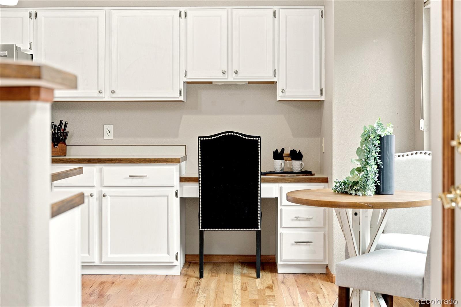 MLS Image #9 for 375  medford drive,colorado springs, Colorado