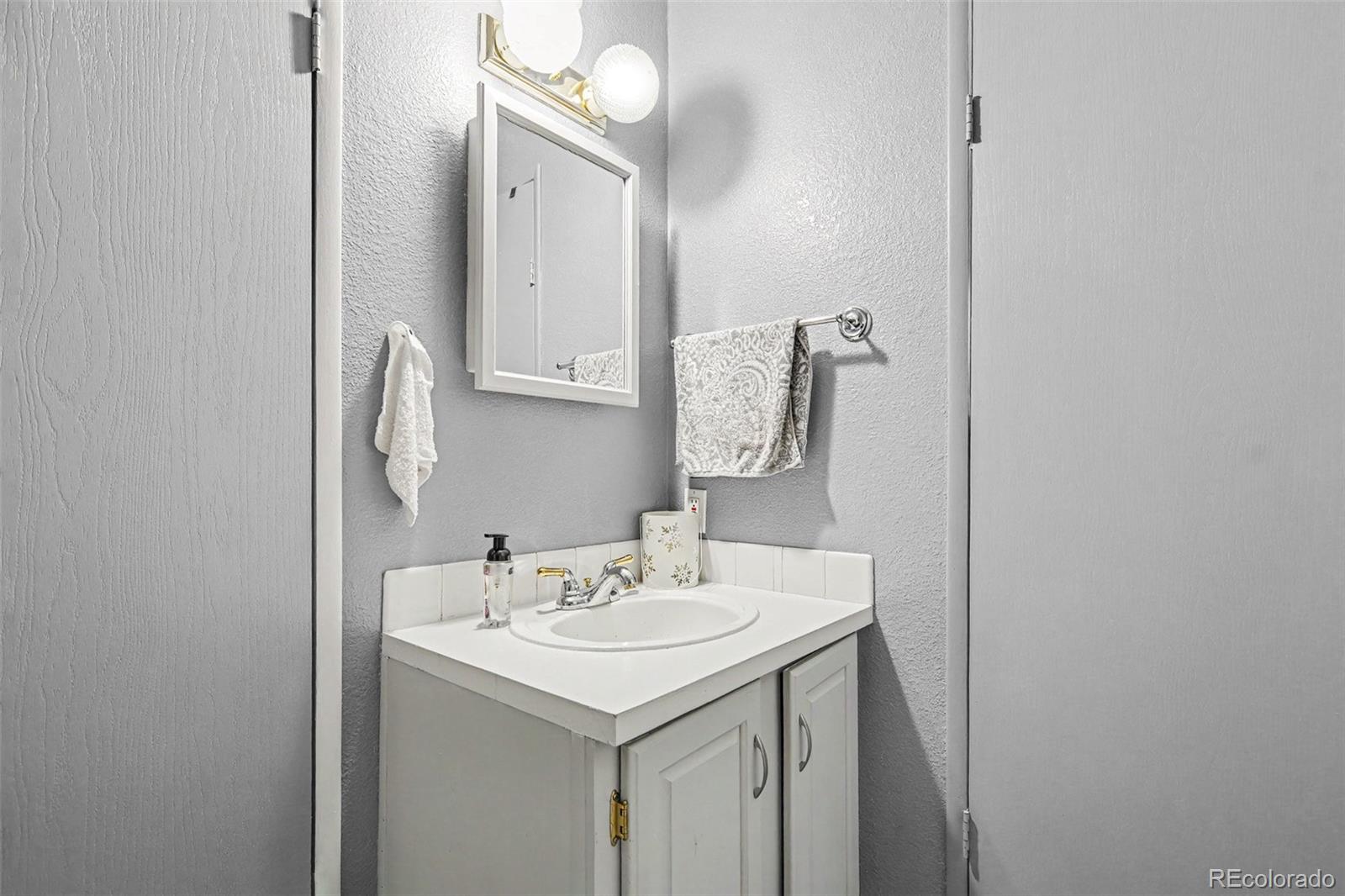 MLS Image #13 for 75 w crawford avenue,keenesburg, Colorado