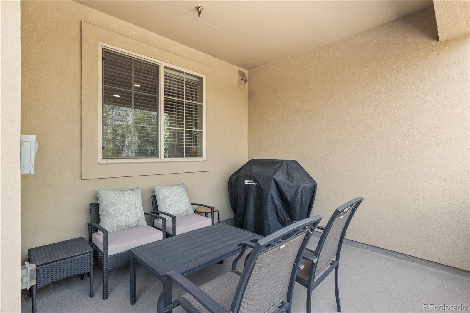 MLS Image #11 for 9456  rockhurst street,littleton, Colorado
