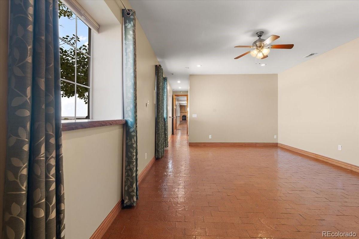 MLS Image #19 for 1035  newton road,pueblo, Colorado