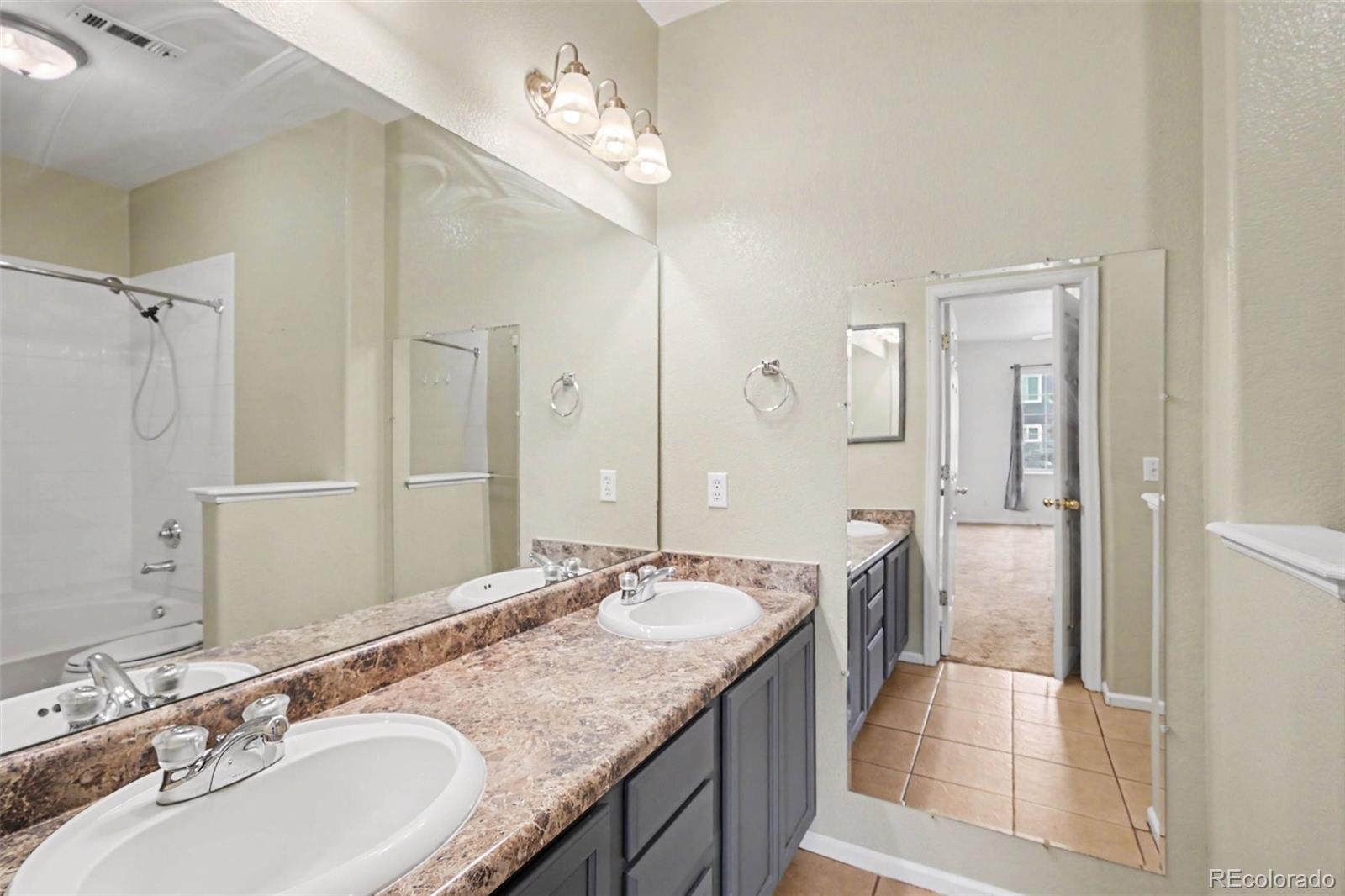 MLS Image #12 for 4451 s ammons street,littleton, Colorado
