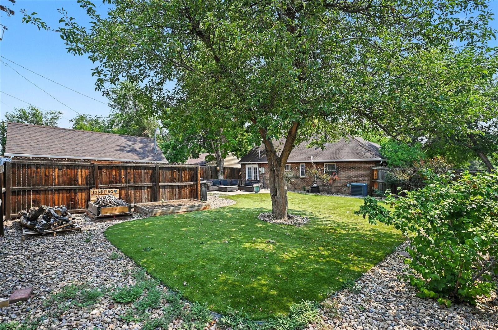 MLS Image #15 for 1601  spruce street,denver, Colorado