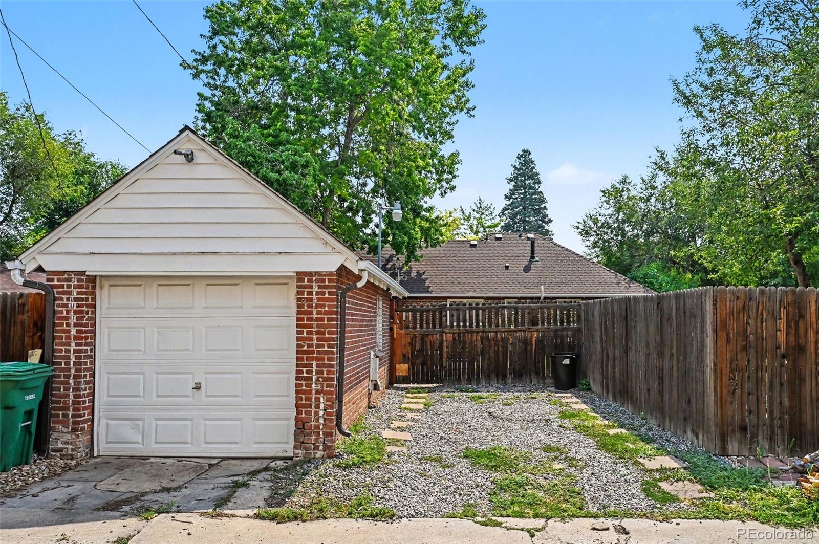 MLS Image #16 for 1601  spruce street,denver, Colorado