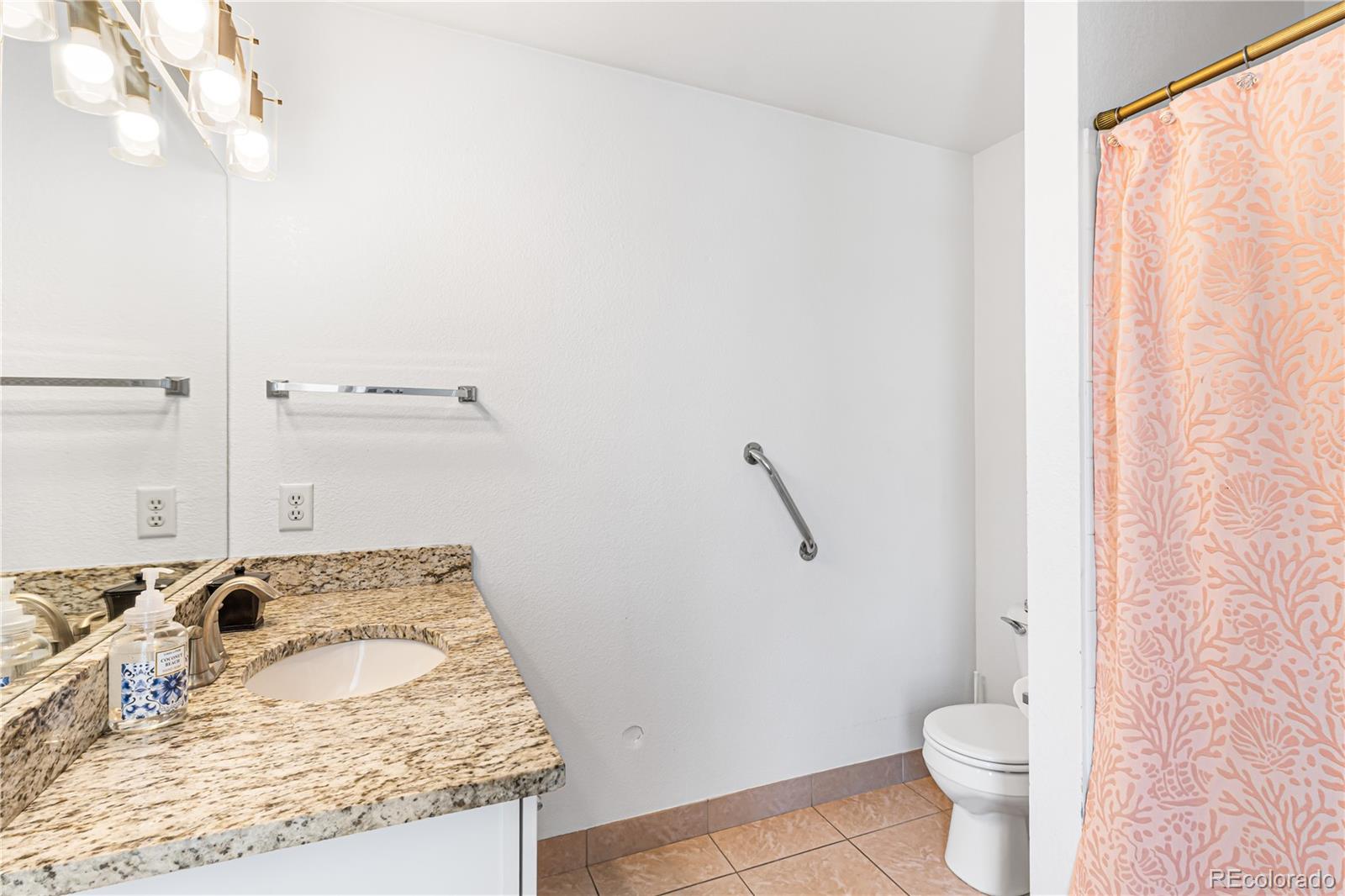 MLS Image #14 for 14425 e 50th avenue,denver, Colorado