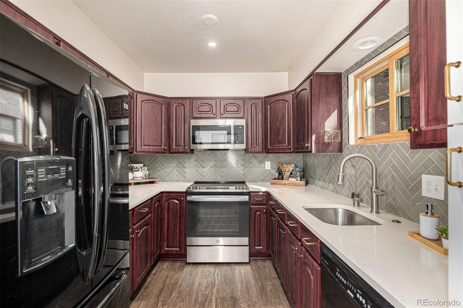 MLS Image #13 for 129 s franklin street,denver, Colorado