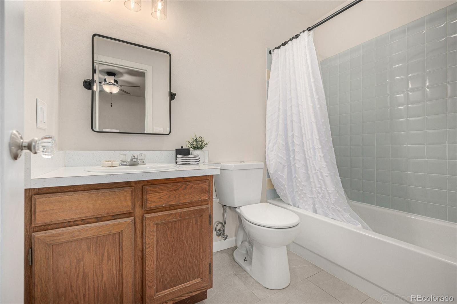 MLS Image #33 for 129 s franklin street,denver, Colorado