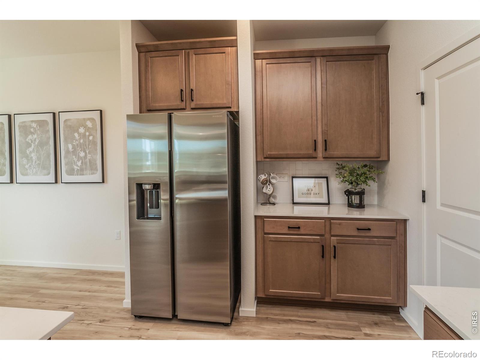 MLS Image #19 for 1600  sunflower way,johnstown, Colorado