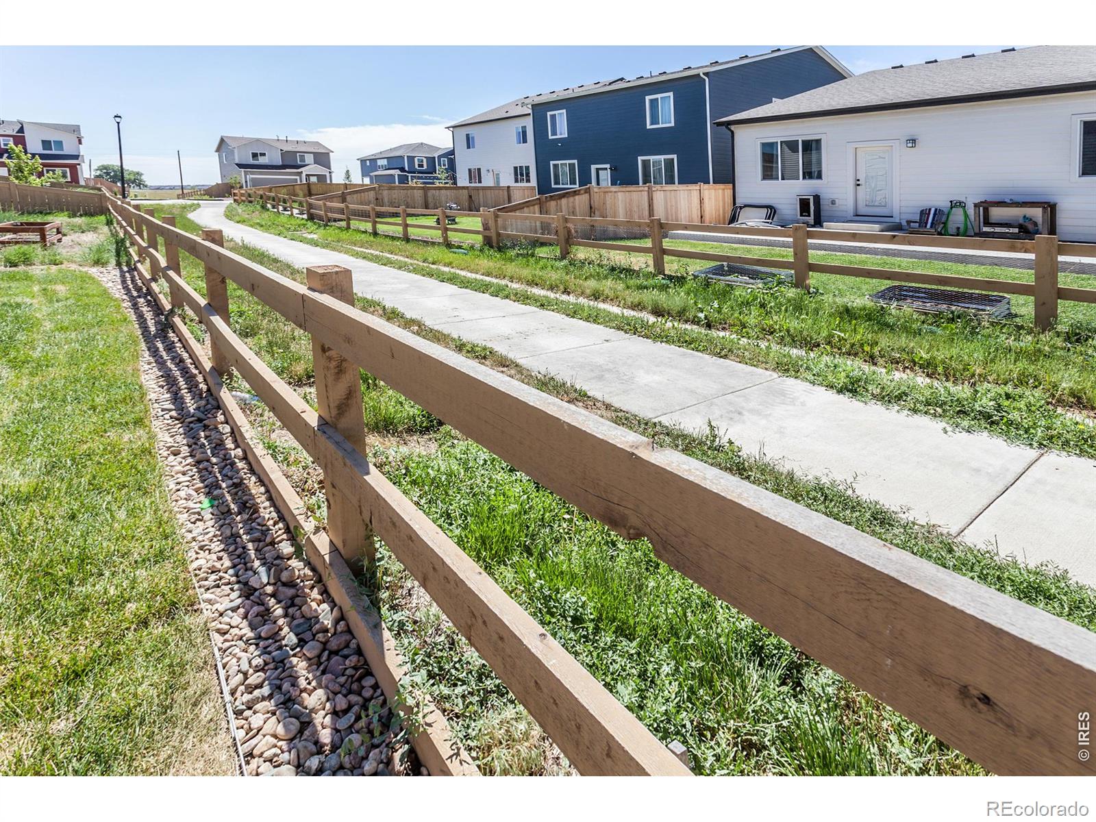 MLS Image #36 for 1600  sunflower way,johnstown, Colorado