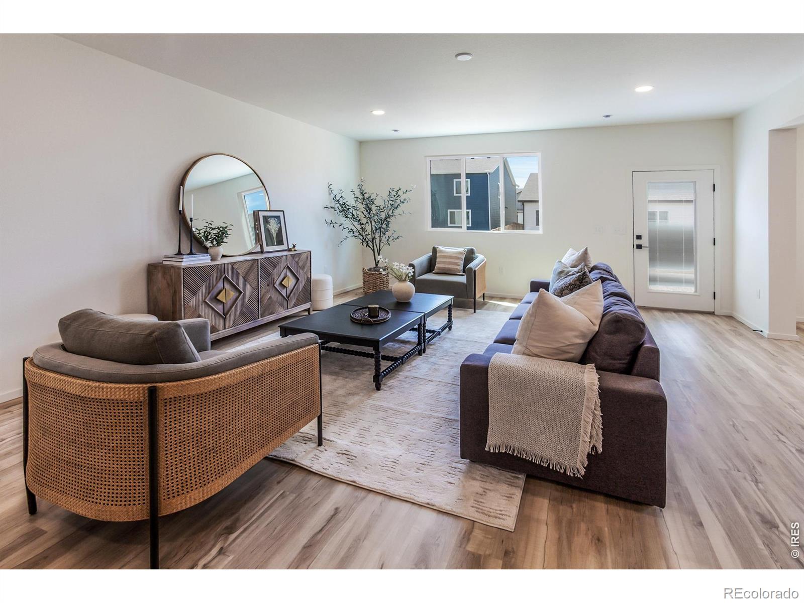 MLS Image #4 for 1600  sunflower way,johnstown, Colorado