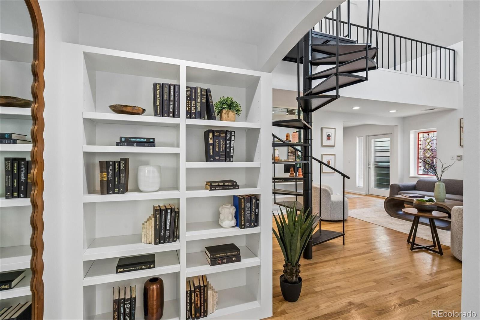 MLS Image #10 for 830 s ogden street,denver, Colorado