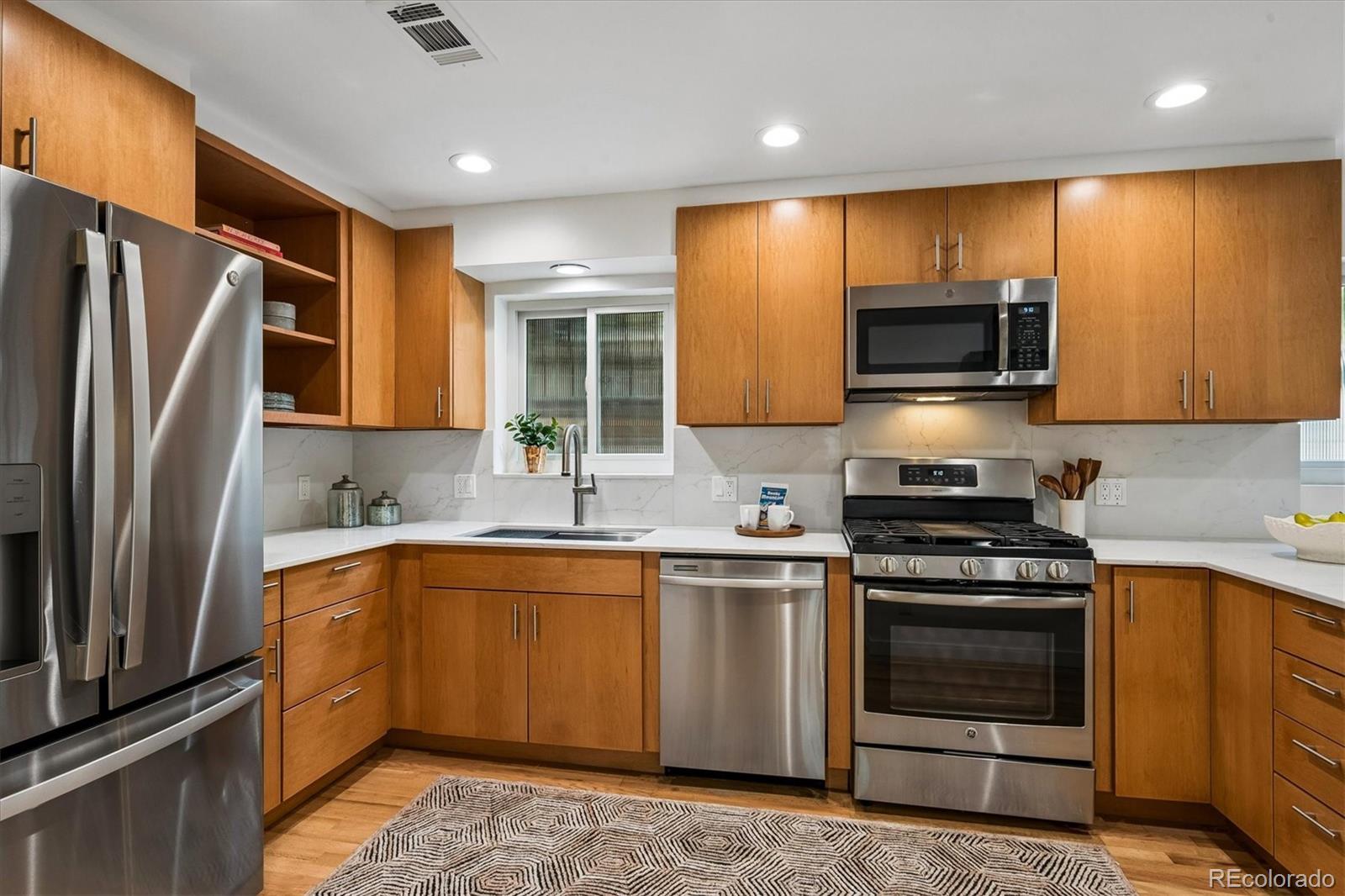 MLS Image #22 for 830 s ogden street,denver, Colorado