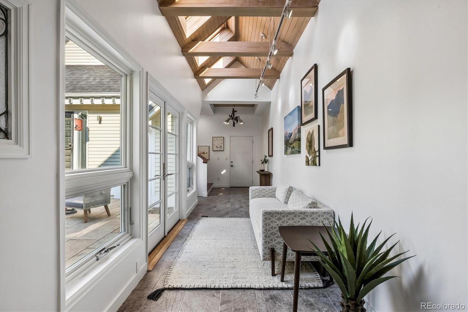 MLS Image #4 for 830 s ogden street,denver, Colorado