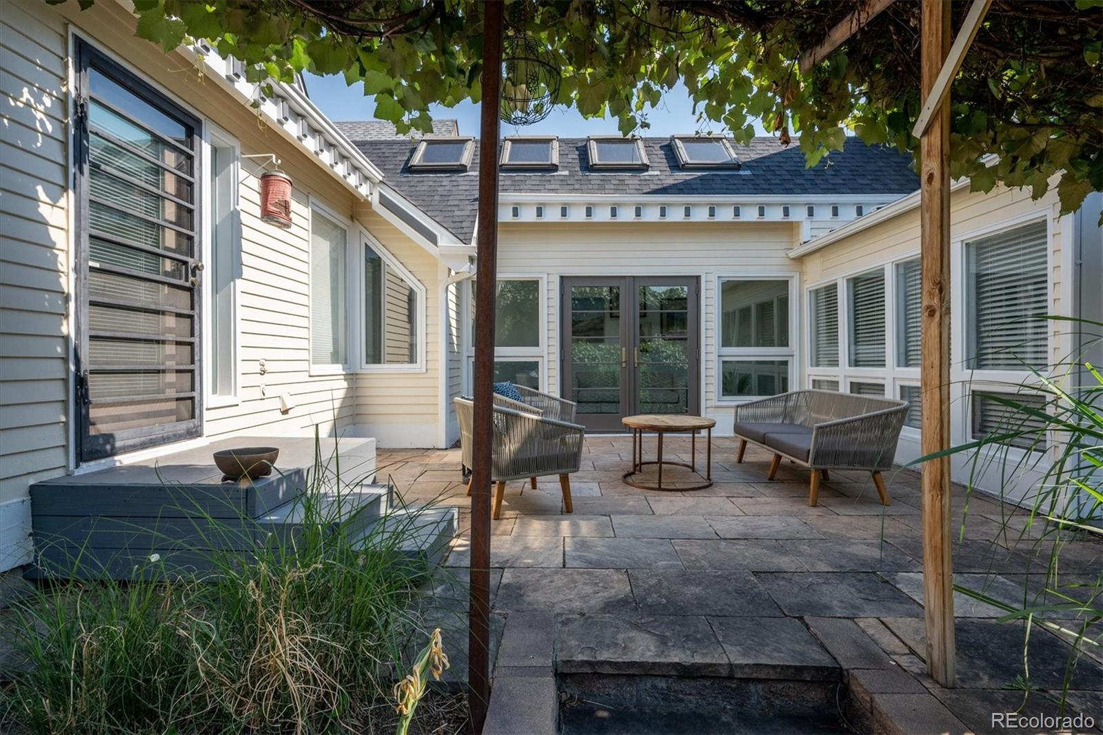 MLS Image #8 for 830 s ogden street,denver, Colorado