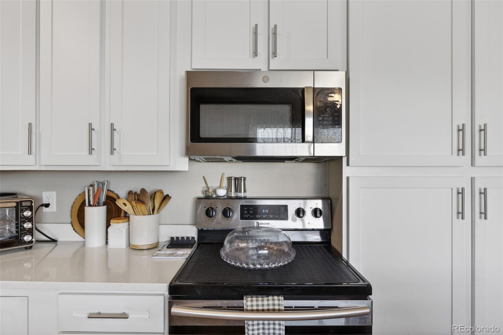 MLS Image #12 for 8358  charles way,denver, Colorado