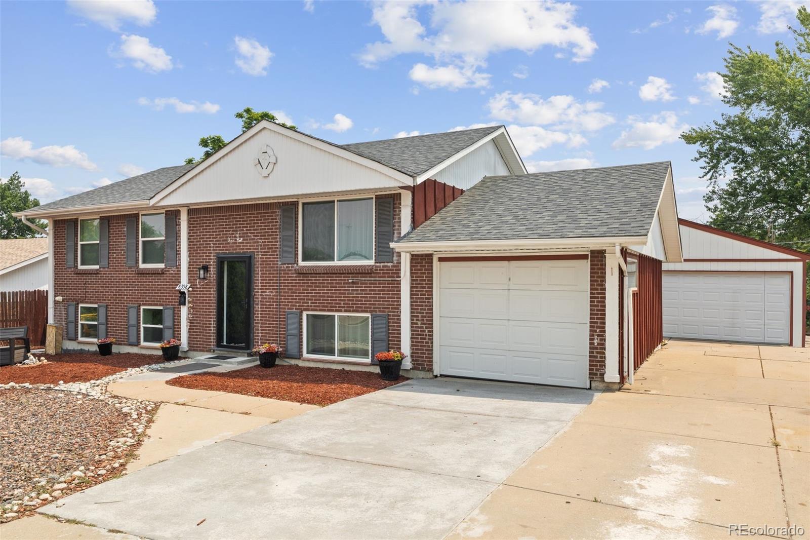 MLS Image #2 for 8358  charles way,denver, Colorado