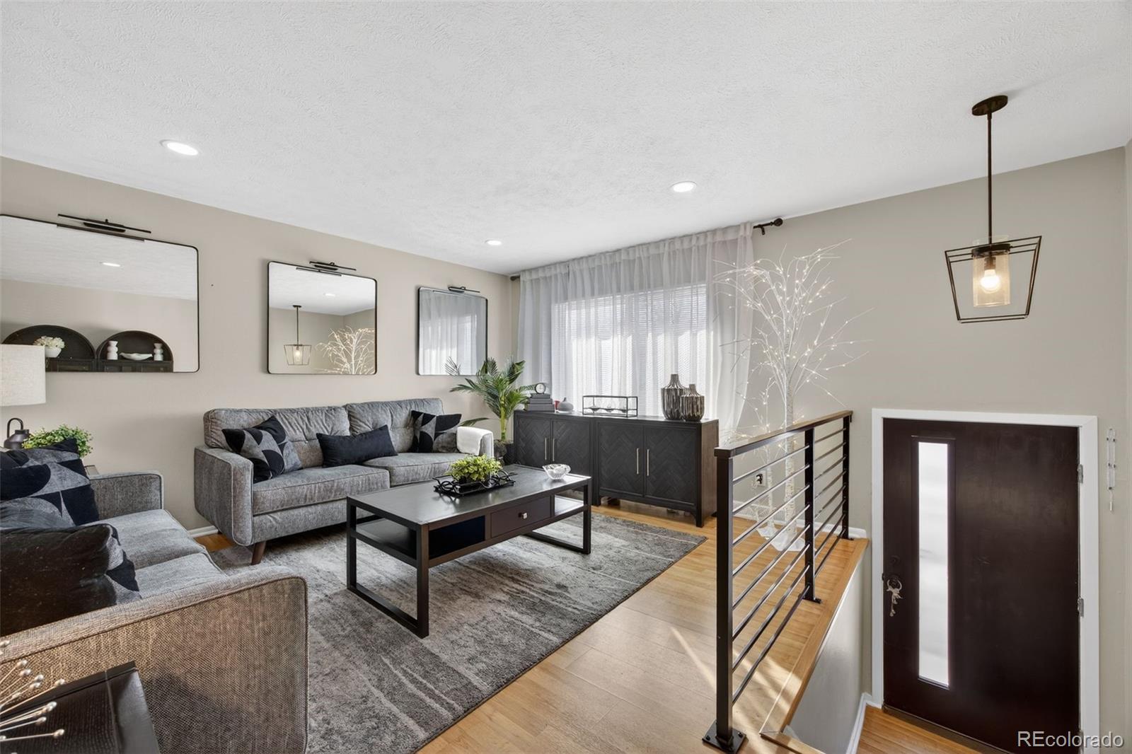 MLS Image #5 for 8358  charles way,denver, Colorado