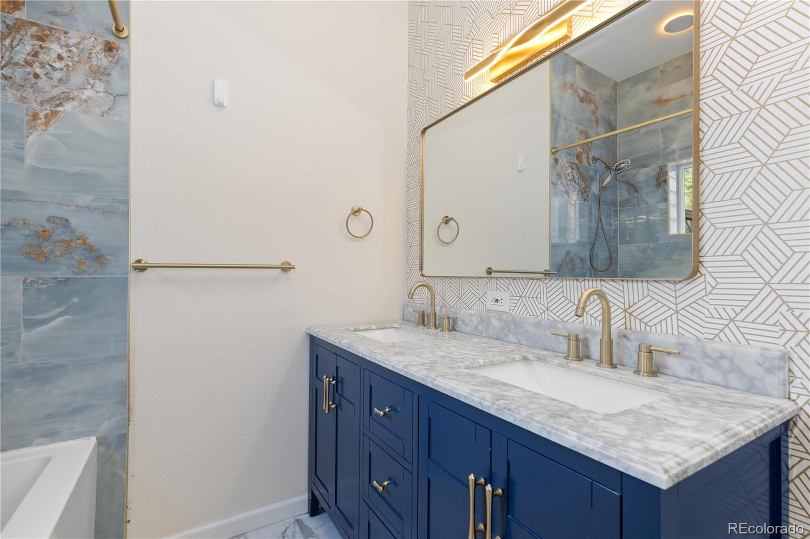 MLS Image #10 for 10770  claire lane,denver, Colorado