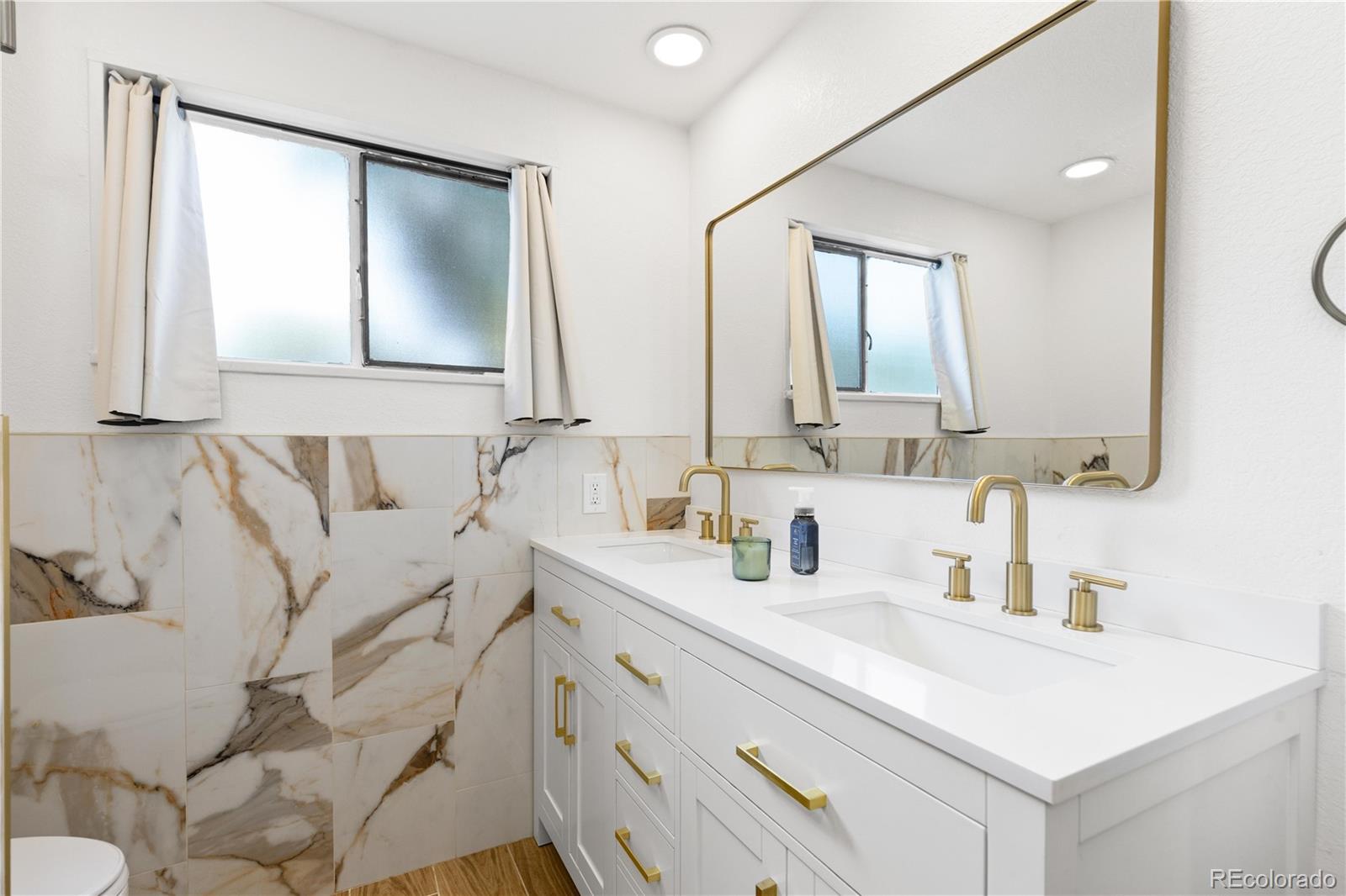 MLS Image #14 for 10770  claire lane,denver, Colorado