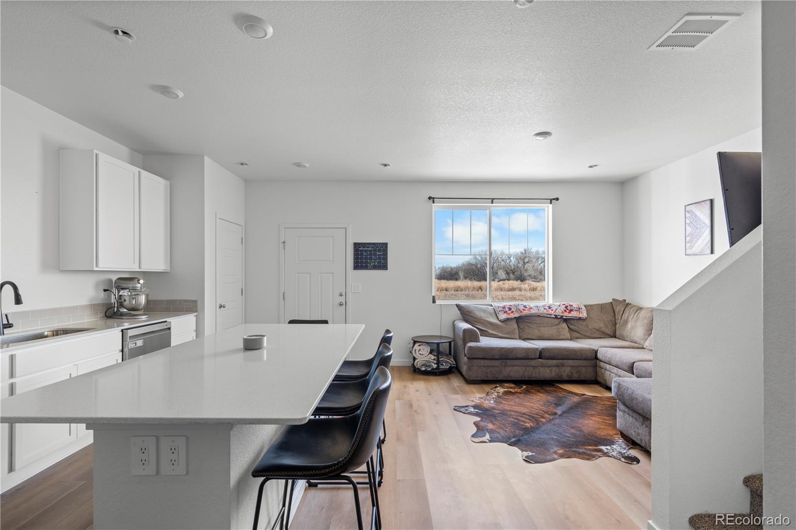 MLS Image #11 for 461  condor way,johnstown, Colorado