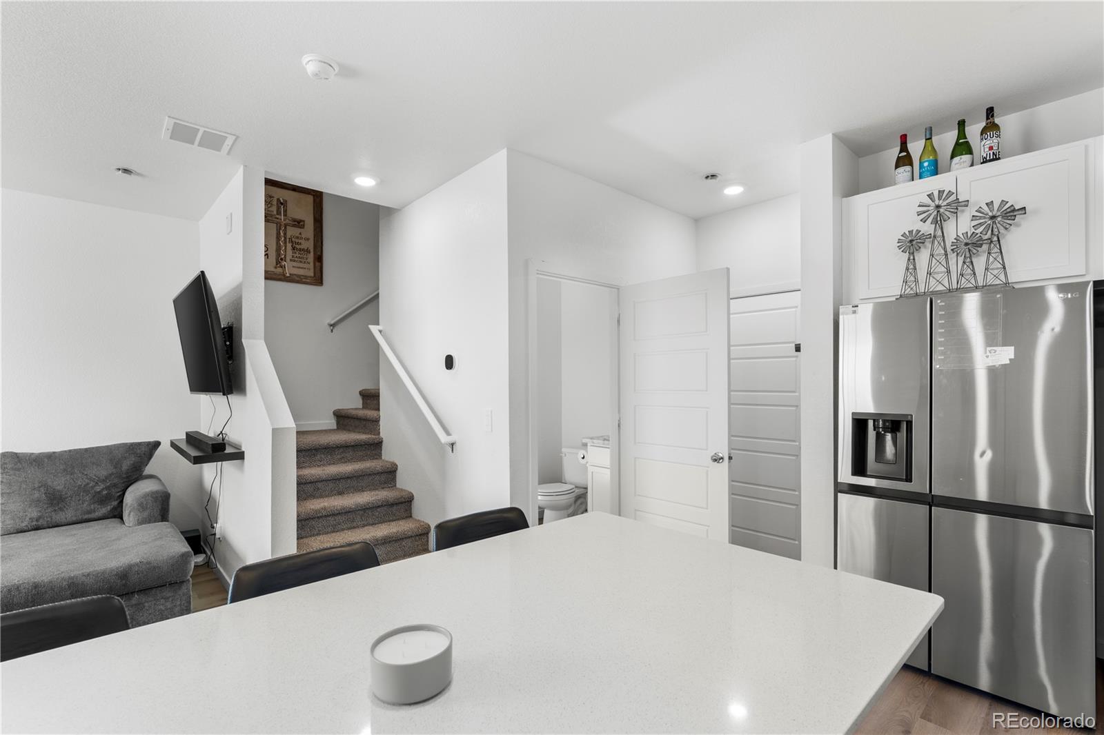 MLS Image #12 for 461  condor way,johnstown, Colorado