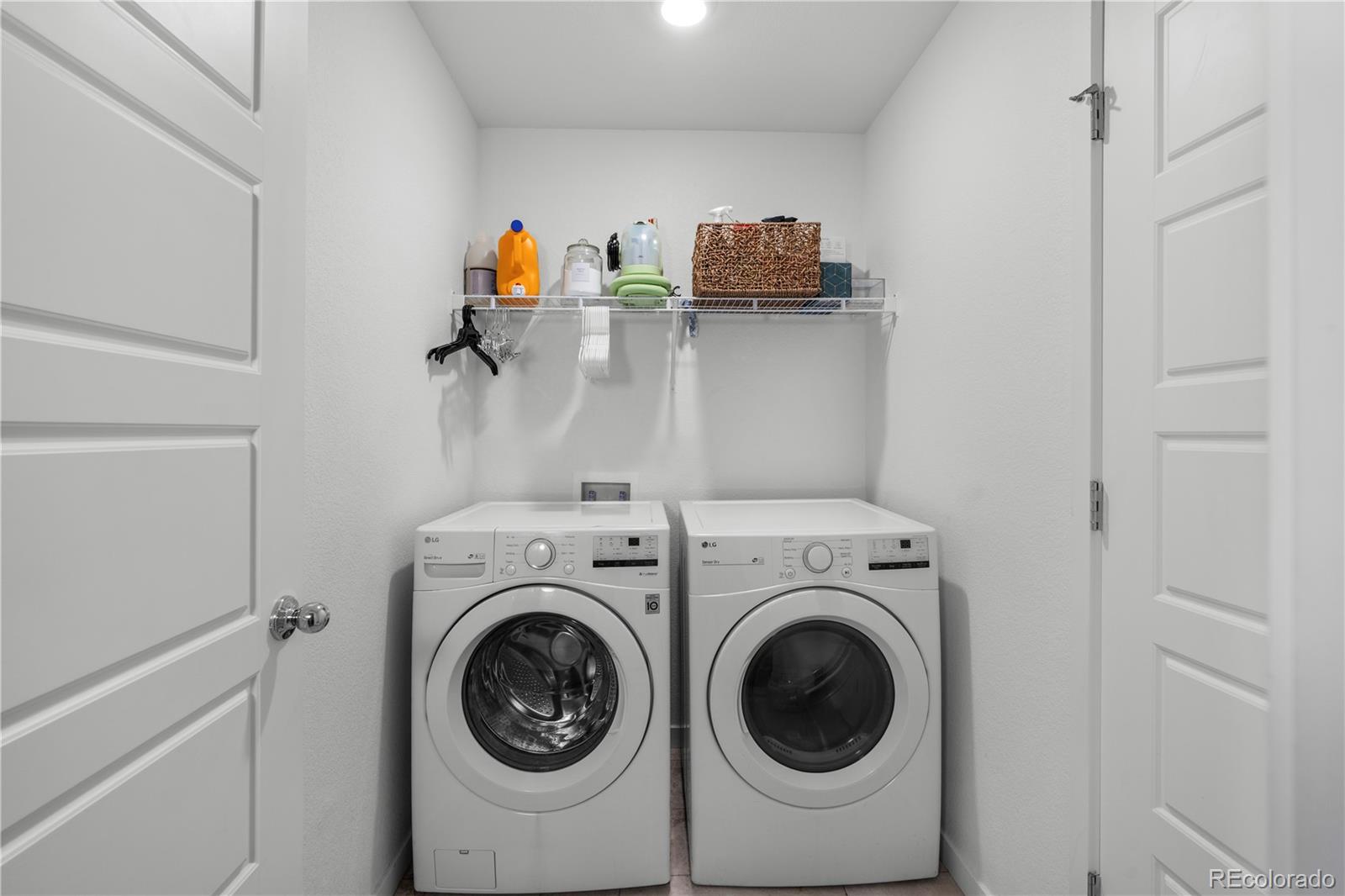 MLS Image #22 for 461  condor way,johnstown, Colorado