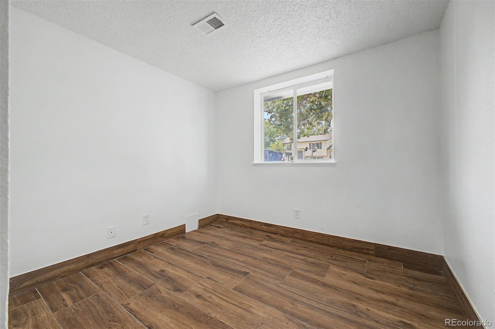 MLS Image #17 for 15691 e colorado avenue,aurora, Colorado