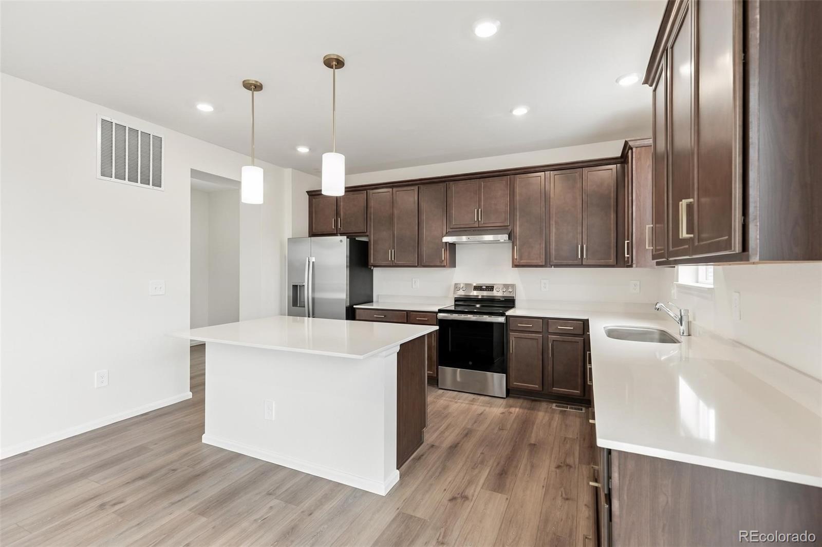 MLS Image #12 for 47348  bluebell avenue,bennett, Colorado