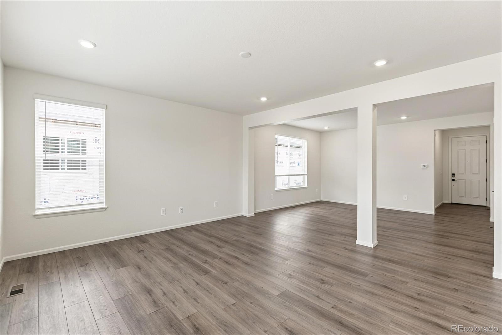 MLS Image #5 for 47348  bluebell avenue,bennett, Colorado