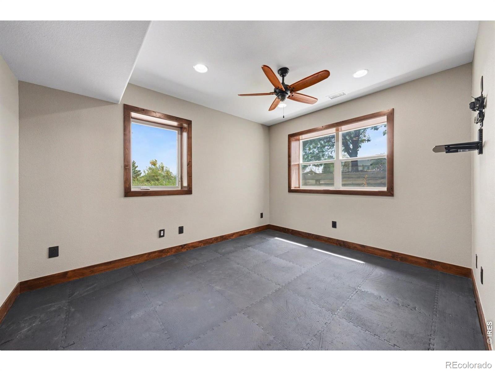 MLS Image #33 for 6332  woodland hill court,loveland, Colorado