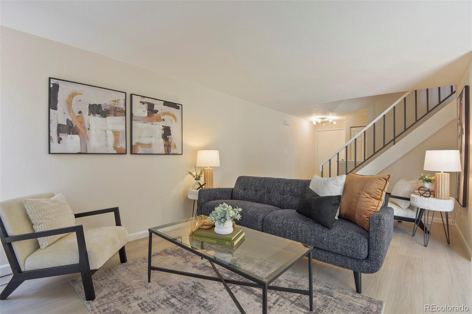 MLS Image #10 for 3044 s macon circle,aurora, Colorado