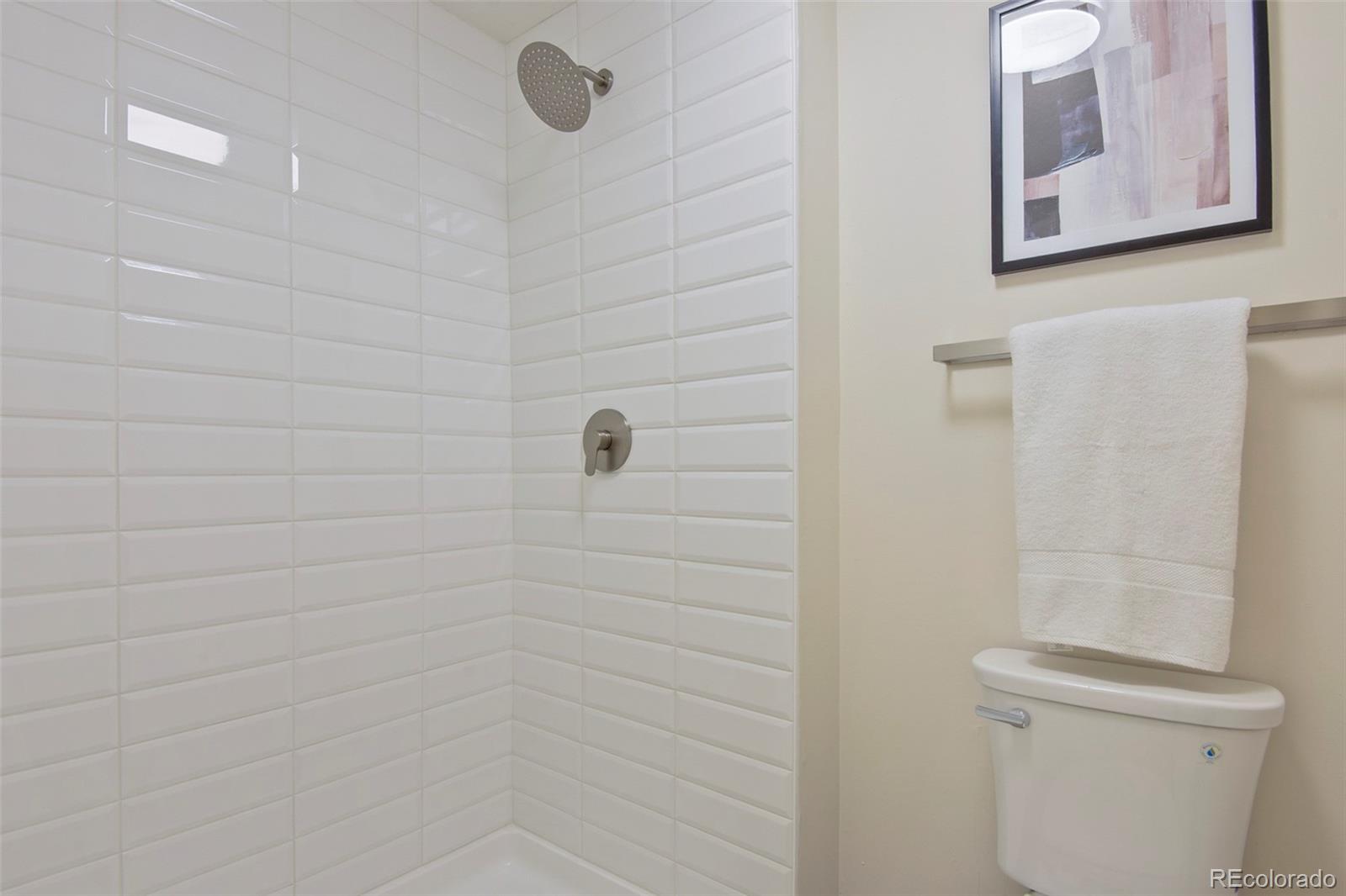 MLS Image #14 for 3044 s macon circle,aurora, Colorado