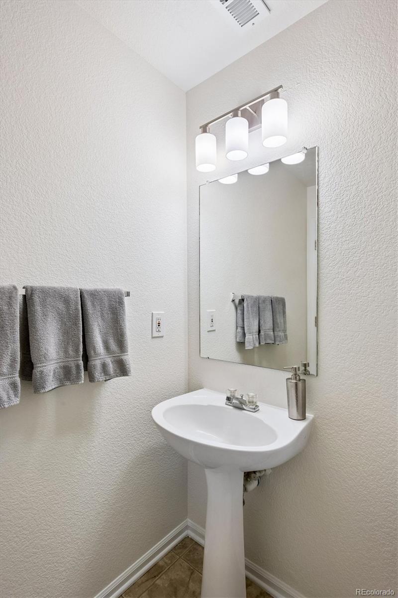 MLS Image #10 for 16338 e otero avenue,englewood, Colorado