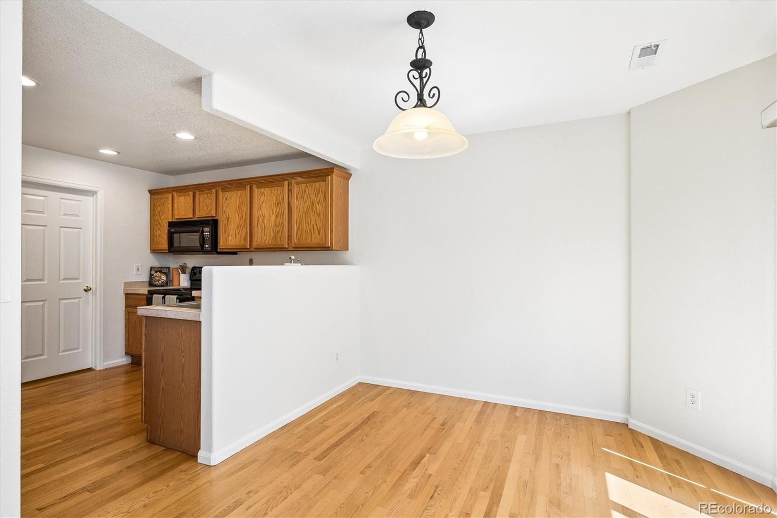 MLS Image #6 for 16338 e otero avenue,englewood, Colorado