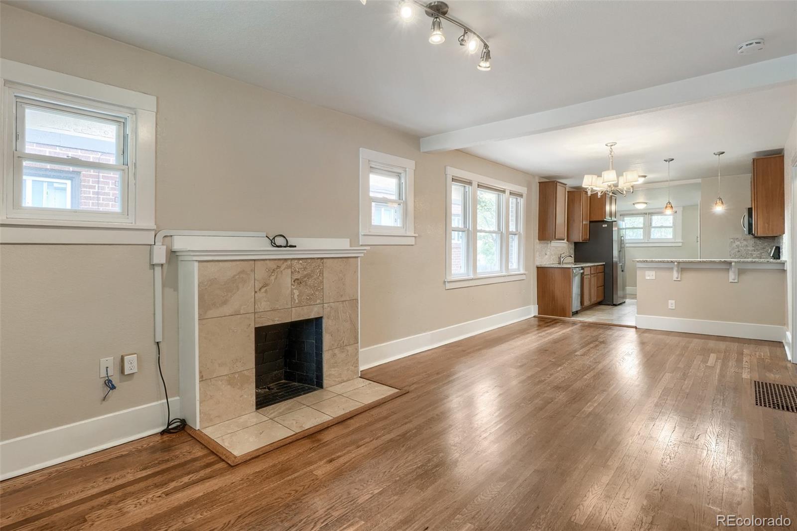 MLS Image #3 for 3625 n vine street,denver, Colorado